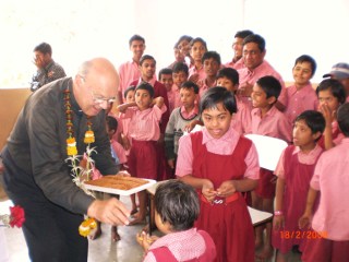Prelate Linse with children